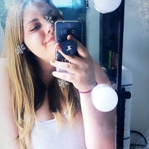 Meet your Posher, Brandi